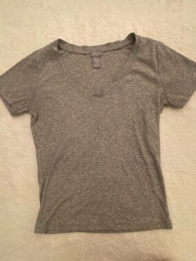 Tilly's Heather Gray Ribbed Tee